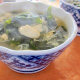 豆腐とワカメのしらすスープ
